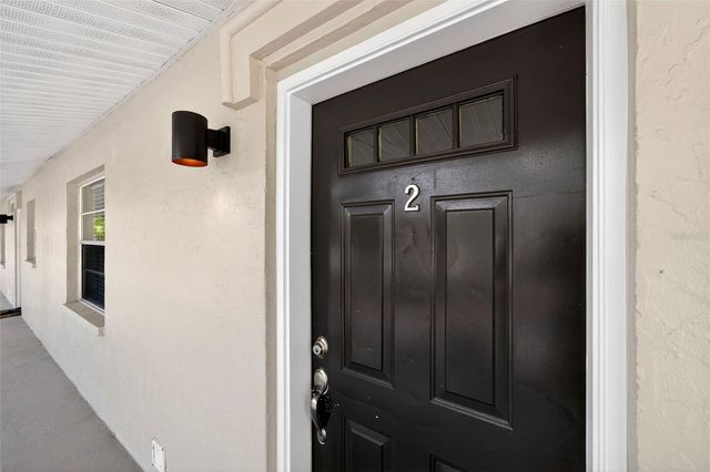 930 LA COSTA CIRCLE 2, Sarasota, FL 34237