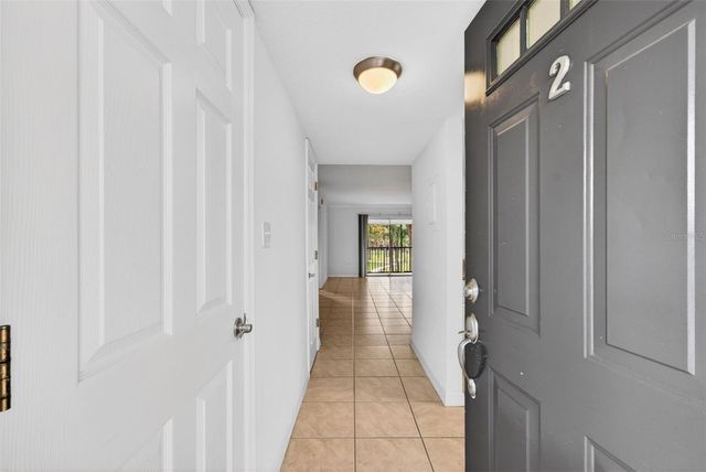 930 LA COSTA CIRCLE 2, Sarasota, FL 34237