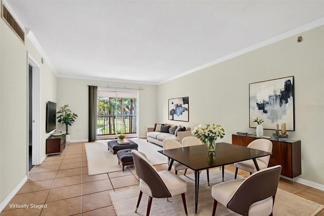 930 LA COSTA CIRCLE 2, Sarasota, FL 34237