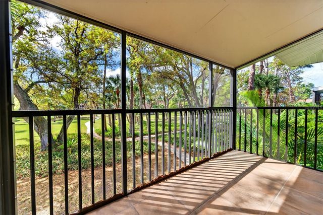 930 LA COSTA CIRCLE 2, Sarasota, FL 34237