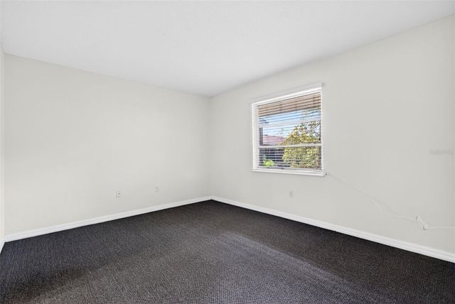 930 LA COSTA CIRCLE 2, Sarasota, FL 34237