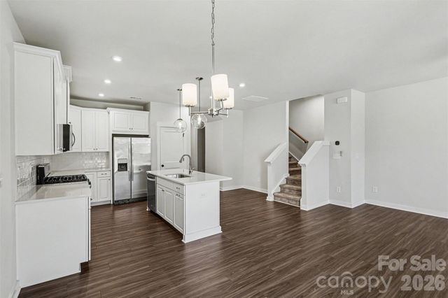 9521 Munsing Drive, Charlotte, NC 28269