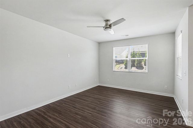 9521 Munsing Drive, Charlotte, NC 28269