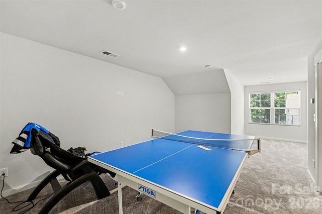 9521 Munsing Drive, Charlotte, NC 28269