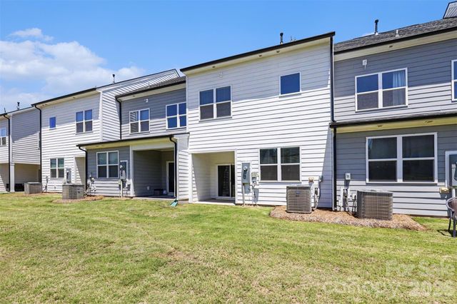 9521 Munsing Drive, Charlotte, NC 28269