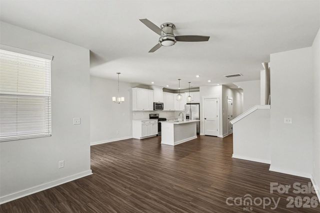 9521 Munsing Drive, Charlotte, NC 28269