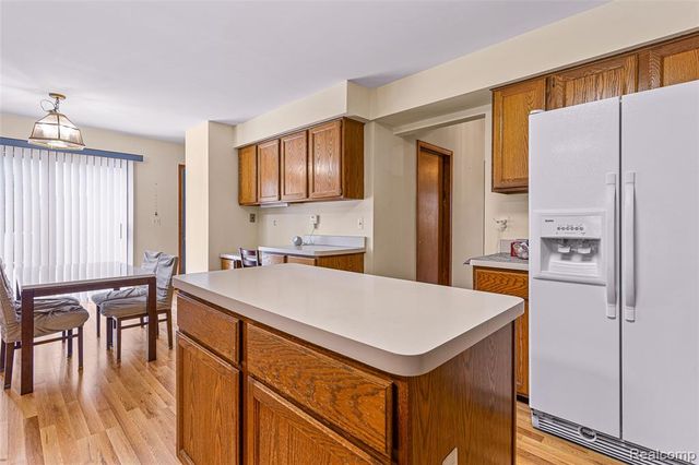 24982 Portsmouth Avenue, Novi, MI 48374