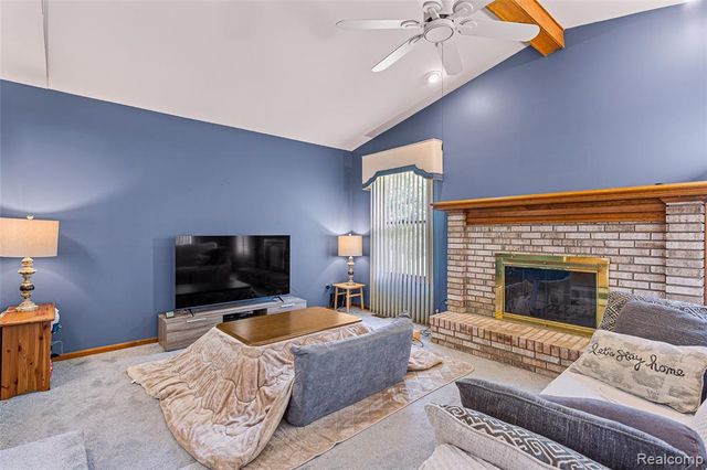 24982 Portsmouth Avenue, Novi, MI 48374