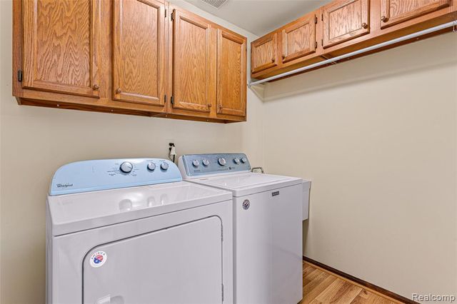 24982 Portsmouth Avenue, Novi, MI 48374