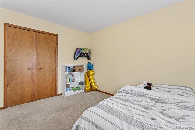 24982 Portsmouth Avenue, Novi, MI 48374