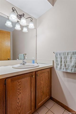 24982 Portsmouth Avenue, Novi, MI 48374