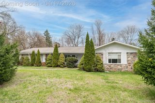 34550 Freedom Road, Farmington Hills, MI 48335