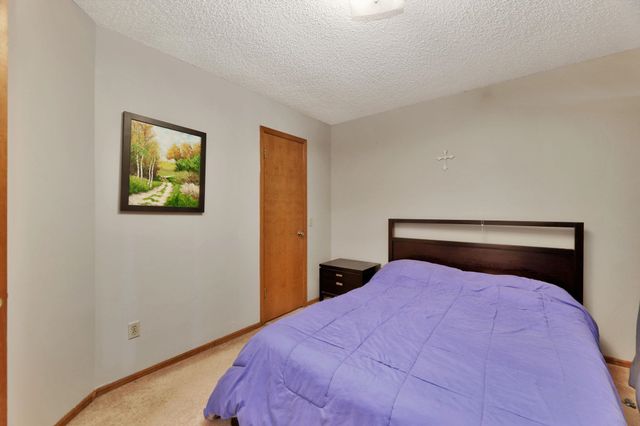 6525 W Oneil St, Wichita, KS 67212