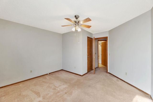 6525 W Oneil St, Wichita, KS 67212