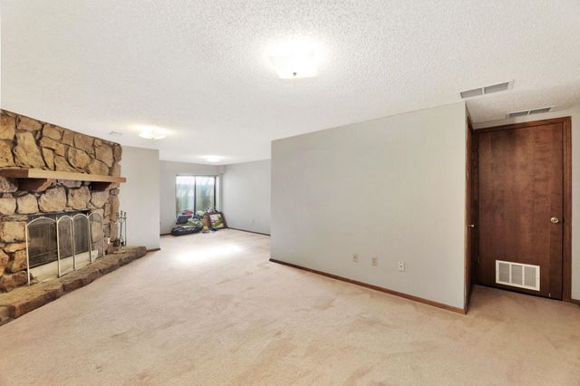 6525 W Oneil St, Wichita, KS 67212