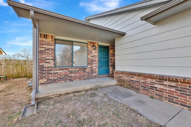 6525 W Oneil St, Wichita, KS 67212