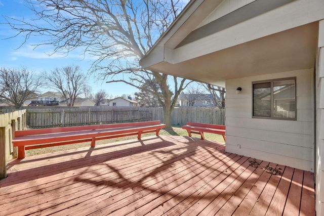 6525 W Oneil St, Wichita, KS 67212