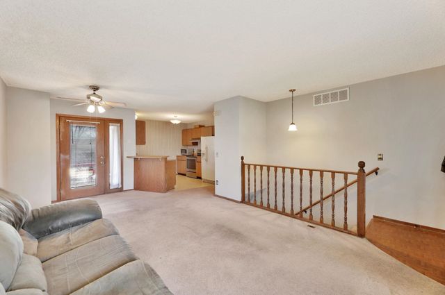 6525 W Oneil St, Wichita, KS 67212