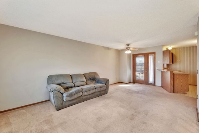 6525 W Oneil St, Wichita, KS 67212