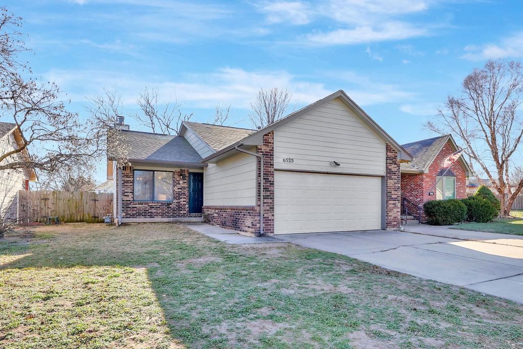 6525 W Oneil St, Wichita, KS 67212