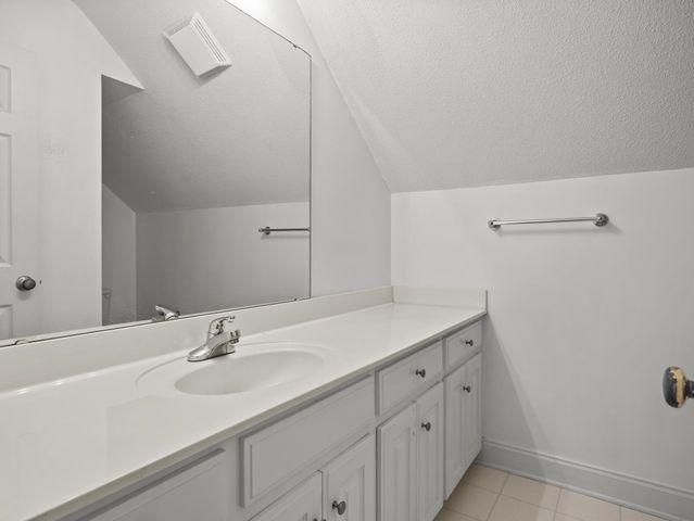 123 S Lake Emory Drive, Inman, SC 29349
