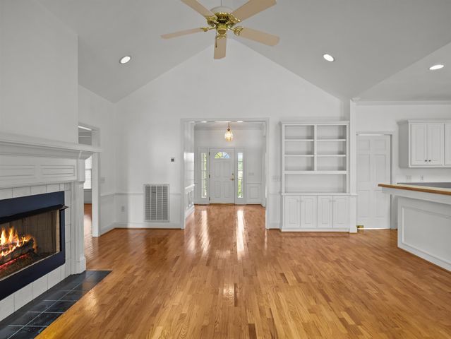 123 S Lake Emory Drive, Inman, SC 29349