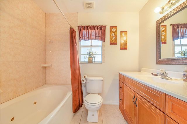 33 PINEWOOD DRIVE, Haines City, FL 33844