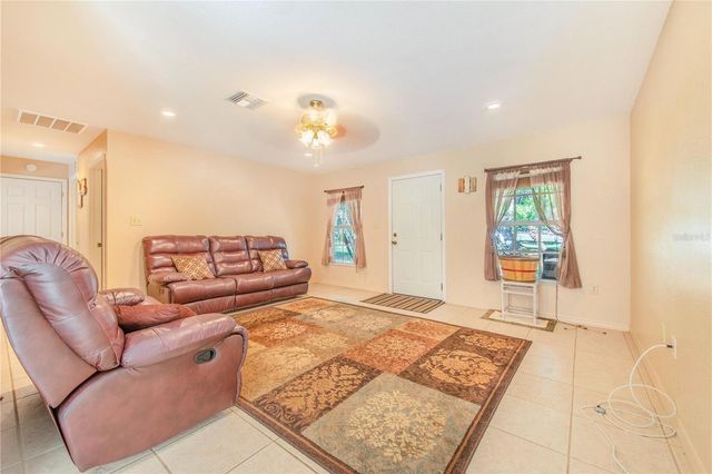 33 PINEWOOD DRIVE, Haines City, FL 33844