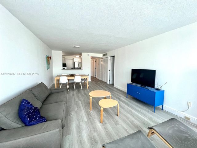 8233 Harding Avenue 204, Miami Beach, FL 33141