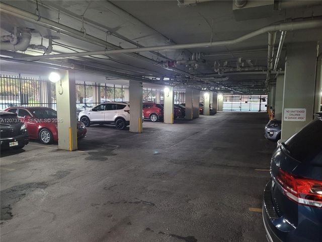 8233 Harding Avenue 204, Miami Beach, FL 33141
