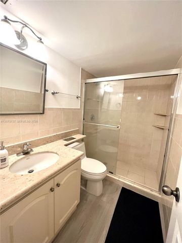 8233 Harding Avenue 204, Miami Beach, FL 33141