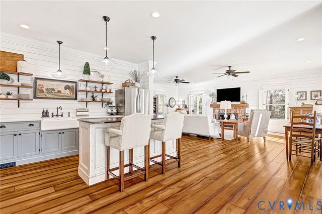 11378 Emerald Woods Ln, Mechanicsville, VA 23116