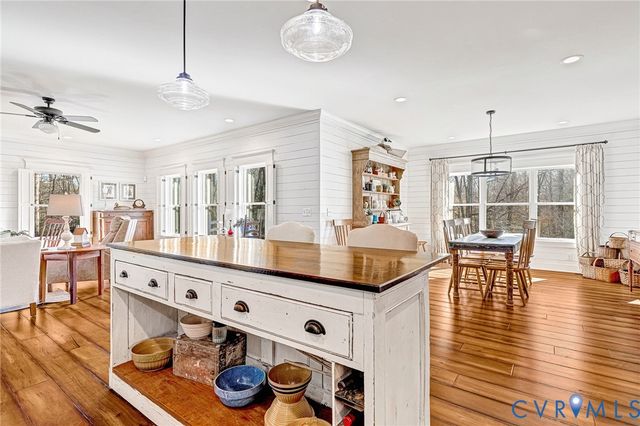 11378 Emerald Woods Ln, Mechanicsville, VA 23116