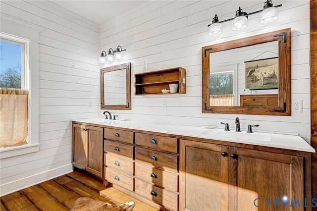 11378 Emerald Woods Ln, Mechanicsville, VA 23116