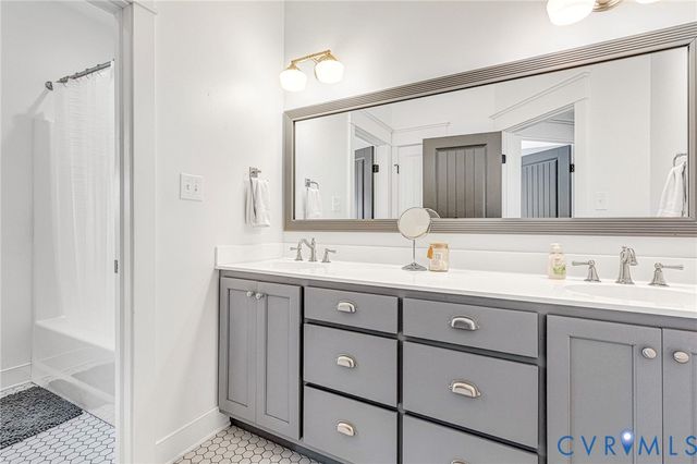 11378 Emerald Woods Ln, Mechanicsville, VA 23116