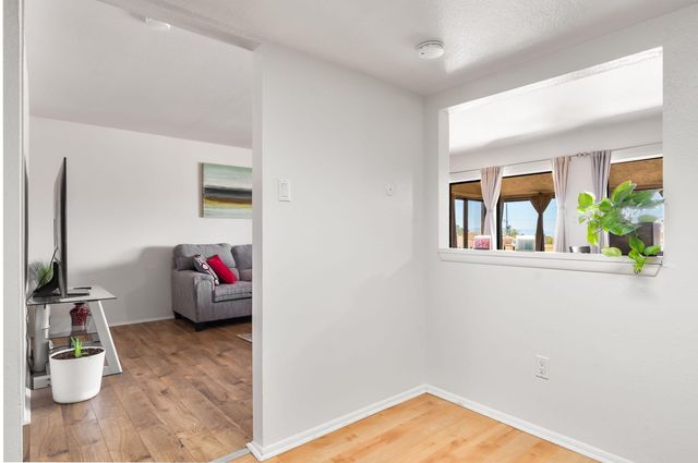 903 Country Club Drive SE APT G, Rio Rancho, NM 87124