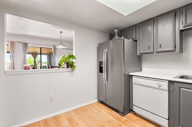 903 Country Club Drive SE APT G, Rio Rancho, NM 87124