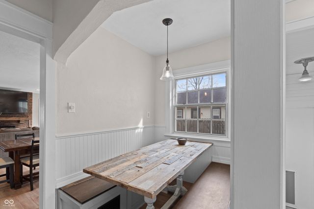 6174 Burlington Avenue, Indianapolis, IN 46220