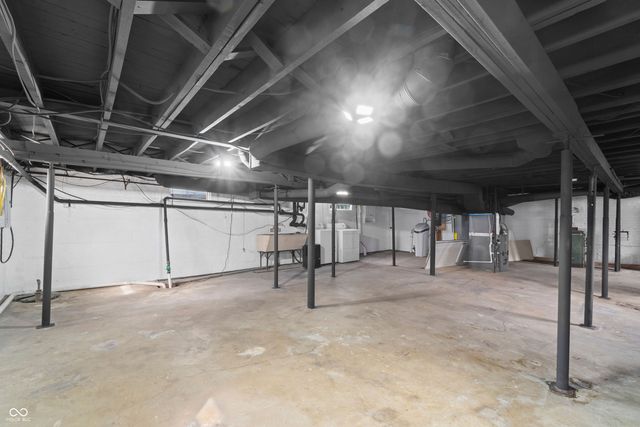 6174 Burlington Avenue, Indianapolis, IN 46220