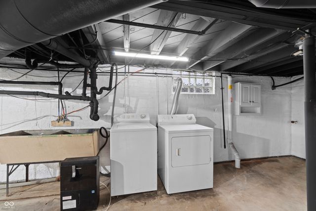 6174 Burlington Avenue, Indianapolis, IN 46220