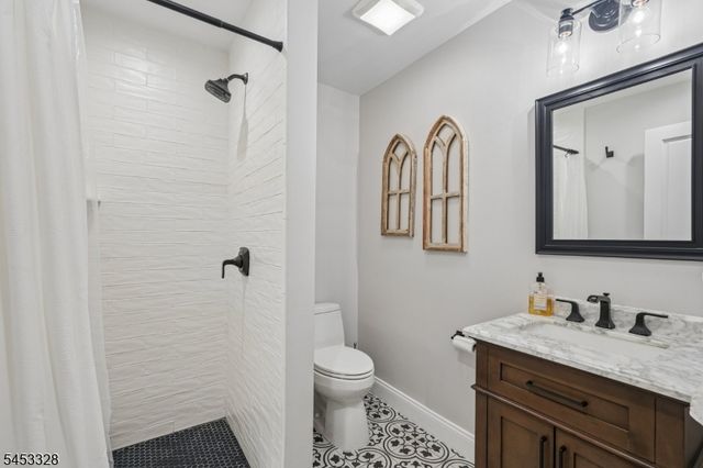 662 Juniper Pl, Franklin Lakes Boro, NJ 07417