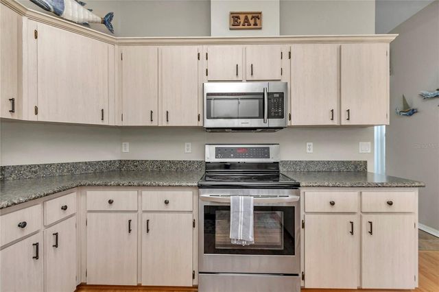 11170 SW 72ND AVENUE, Ocala, FL 34476