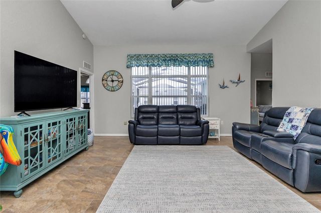 11170 SW 72ND AVENUE, Ocala, FL 34476