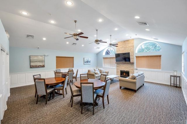 194 Gothic Circle, Manorville, NY 11949