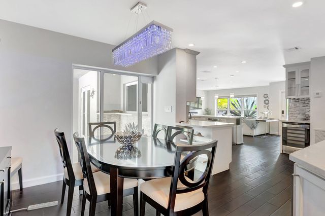 855 Berkeley Street, Boca Raton, FL 33487