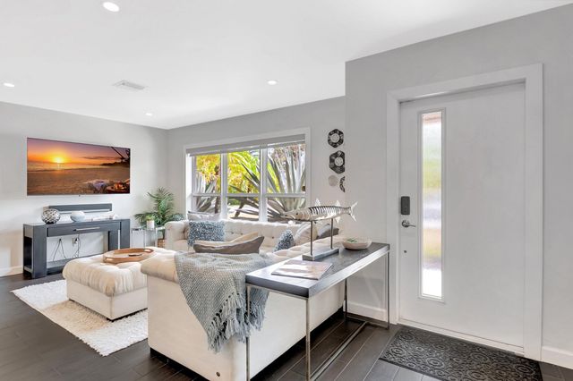 855 Berkeley Street, Boca Raton, FL 33487