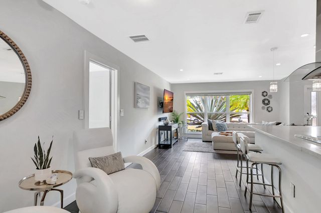 855 Berkeley Street, Boca Raton, FL 33487