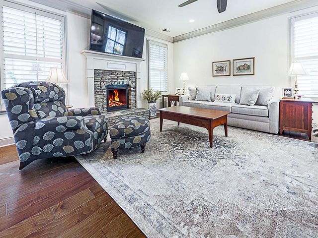211 Misty View Drive, Canton, GA 30114