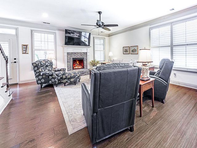 211 Misty View Drive, Canton, GA 30114