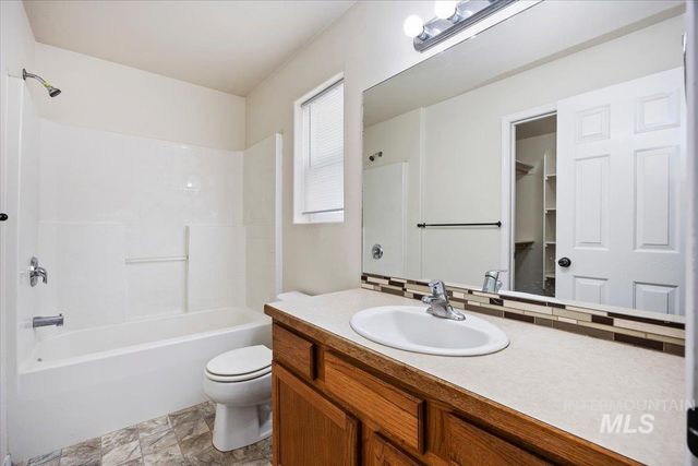 226 Teton St, Twin Falls, ID 83301